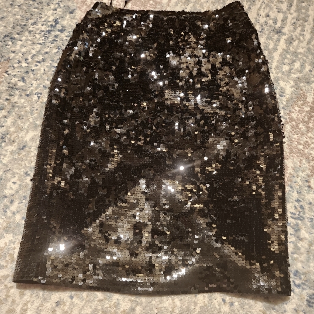 Express Design Studio Size 2 Black Sequins Pencil Party Skirt w/ Back Slit